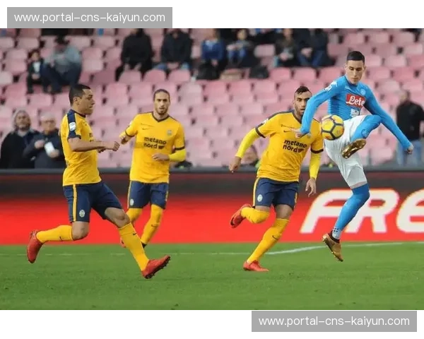 那不勒斯主场2-2战平罗马，争冠希望几近破灭